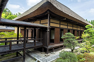 月山寺の貴重な仏像展示